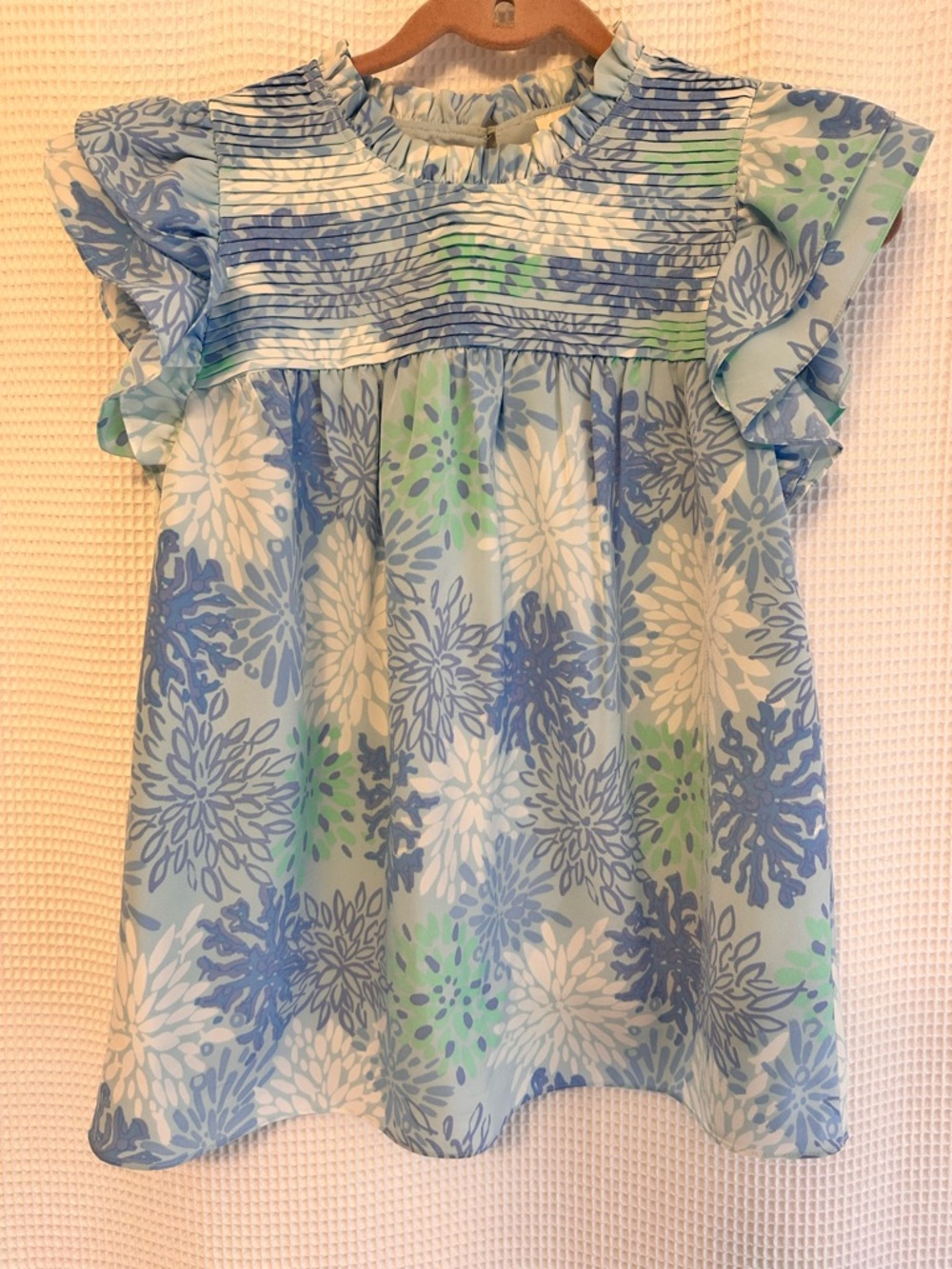 Sail to Sable Blue & Green Floral Ruffle-Sleeve Blouse